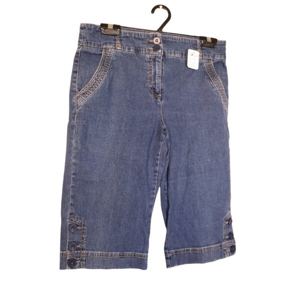 JESSICA WOMENS SIZE 6 DENIM BLUE JEAN CAPRIS - Picture 1 of 3
